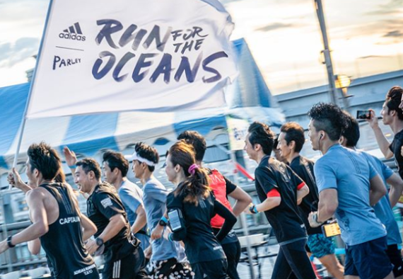 Adidas Trikotsatz für ein starkes Team Adidas Trikotsatz für ein starkes Team